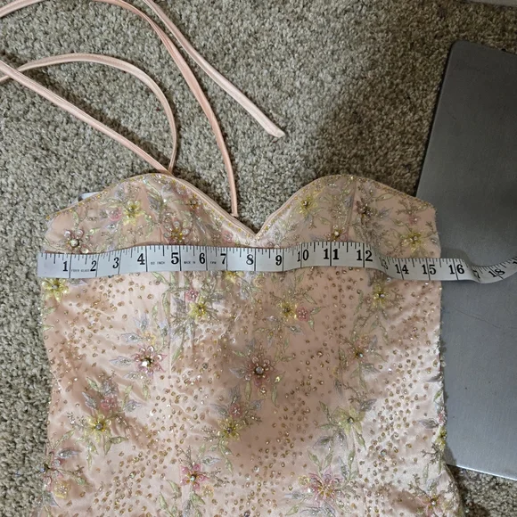 Sz 8 (fits 4 w/ corset Room) Mary's P3279 Peach Chiffon Ruffle Gown w Crystals - Picture 5 of 9